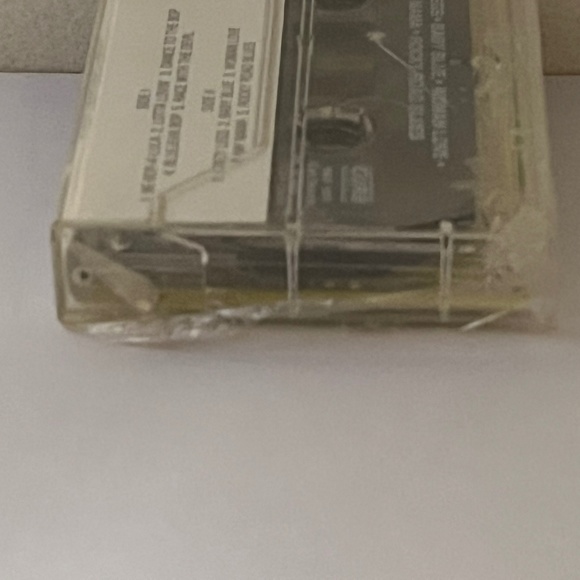 Vintage 1993 Gene Vincent & His Blue Caps Greatest Hits Cassette Tape - Picture 6 of 7